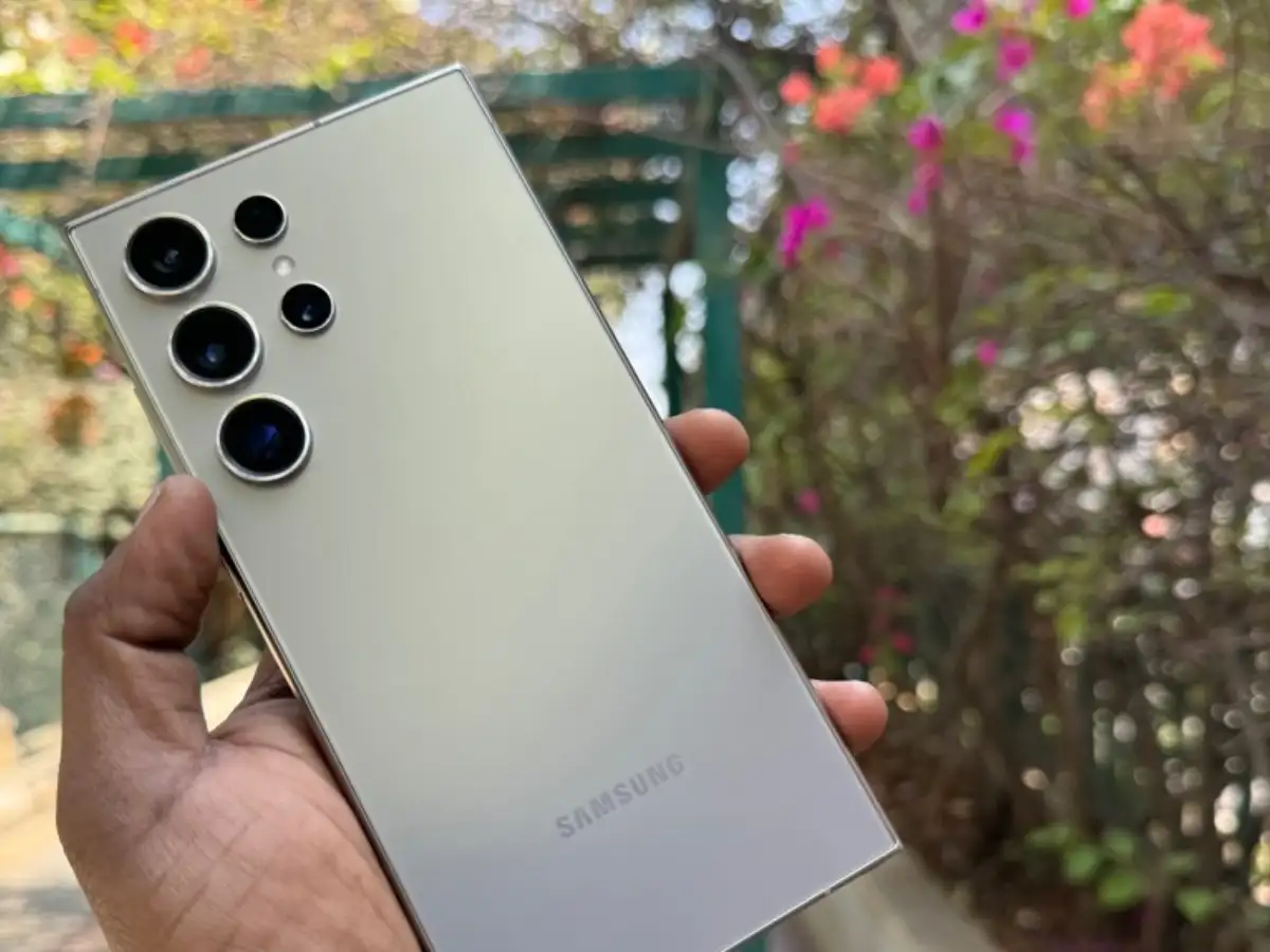 S24 PRICE : Samsung का धमाकेदार ऑफ़र Flagship फोन अब आधी कीमत,,Amazon & Flipkart मेगा डील 12GB + 256GB अब ₹80k से कम: ₹50,000 की बड़ी छूट मिली 3 S25 price
